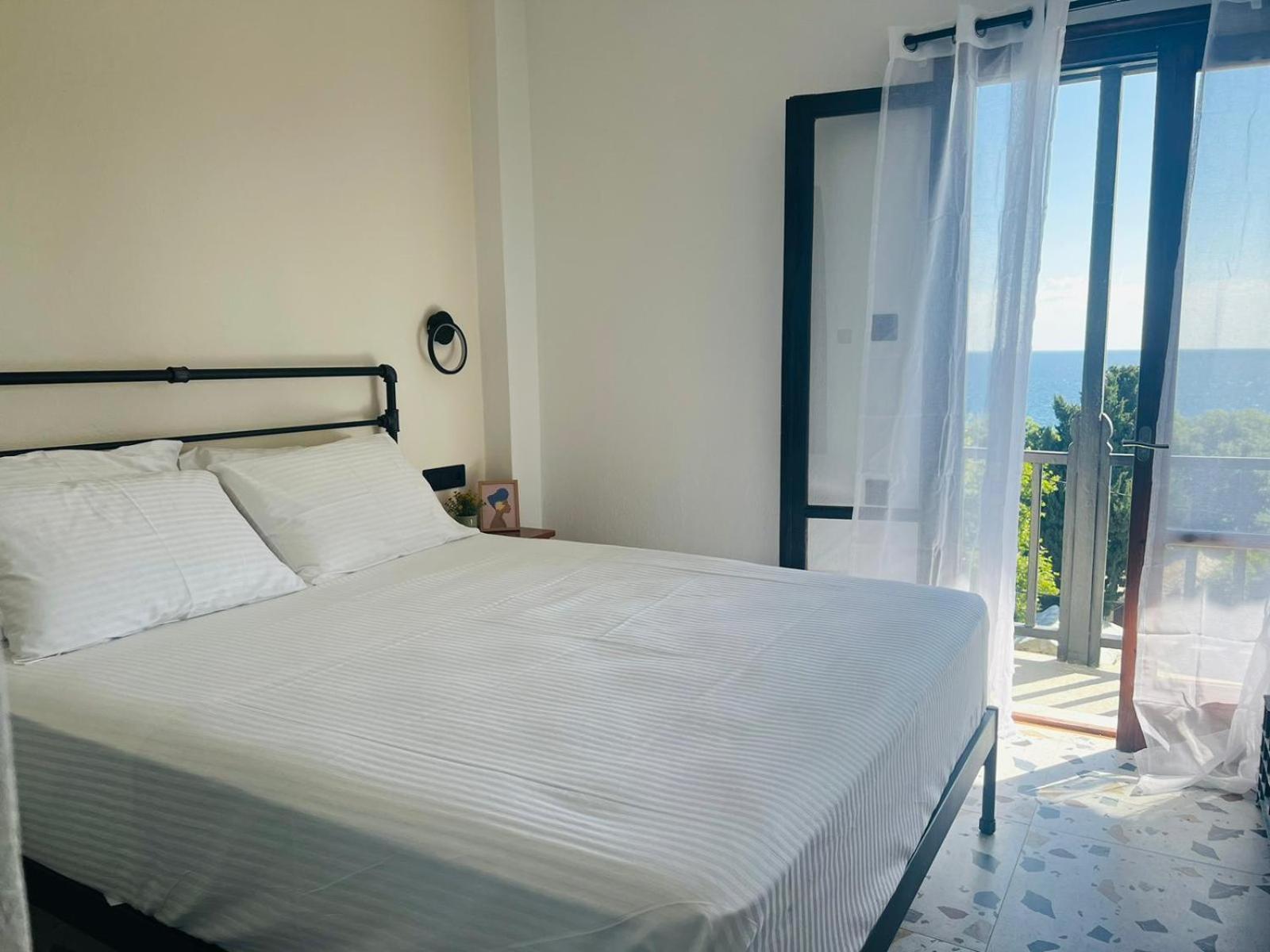 Yalla Chorefto - Hotel & Fun Eksteriør billede